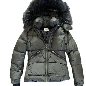 SAM. Blake NYC SAM Puffer Jacket - Dark Green/ metal gray. Size Scc